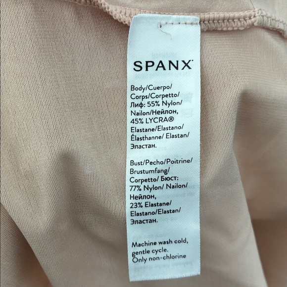 Spanx Size S SPANXshape™ Invisible Tank - Champagne Beige - Picture 9 of 10